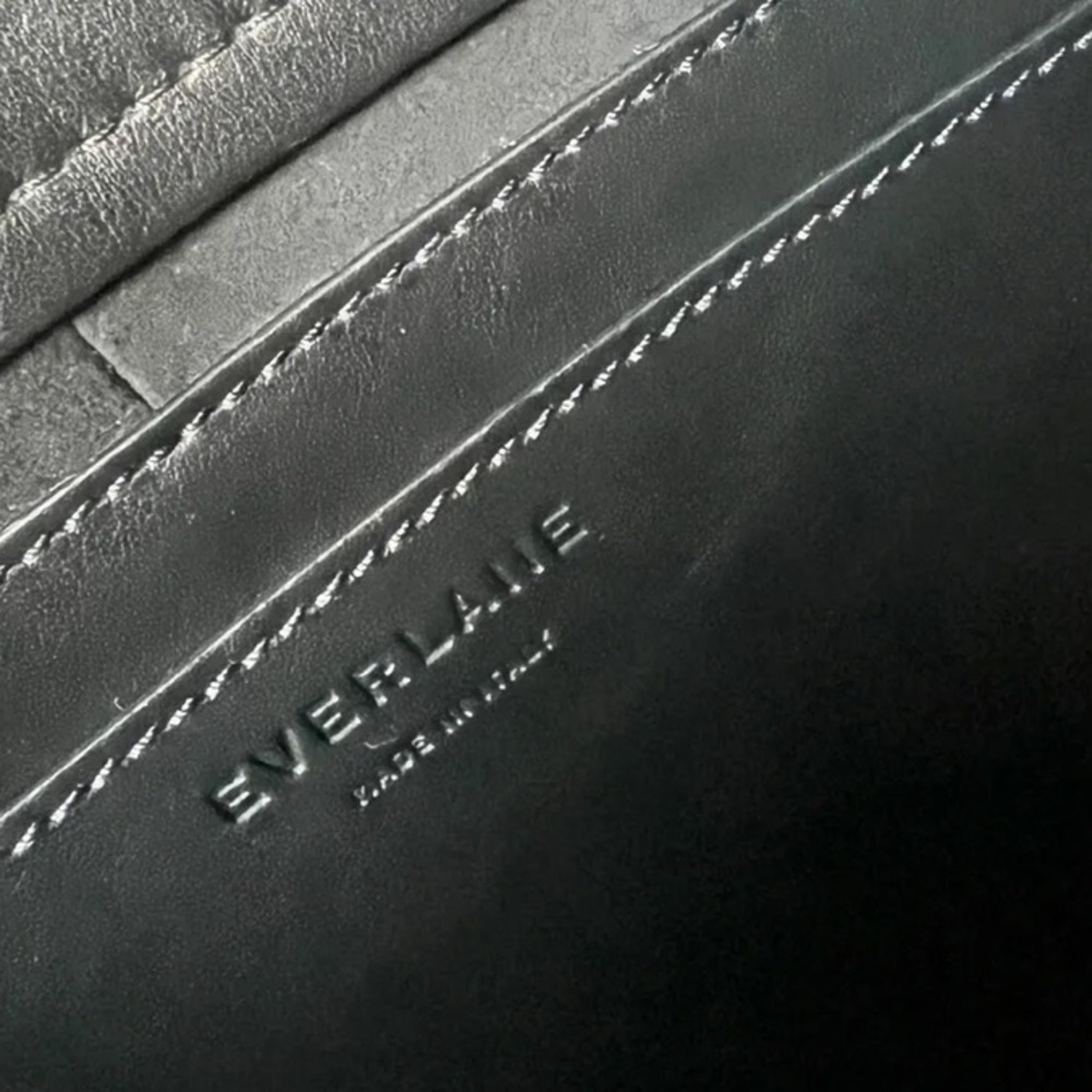 Everlane The Form Black Leather Adjustable Strap Bag - Picture 5 of 9
